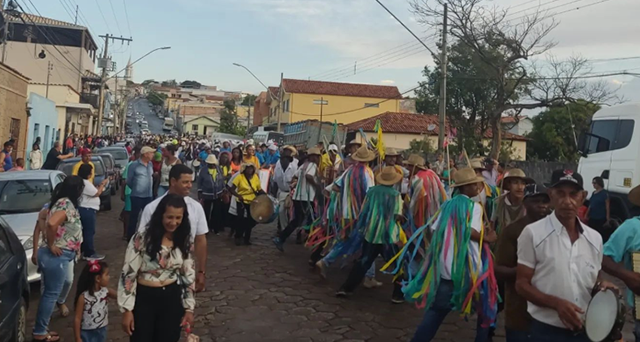 Viva a tradição!